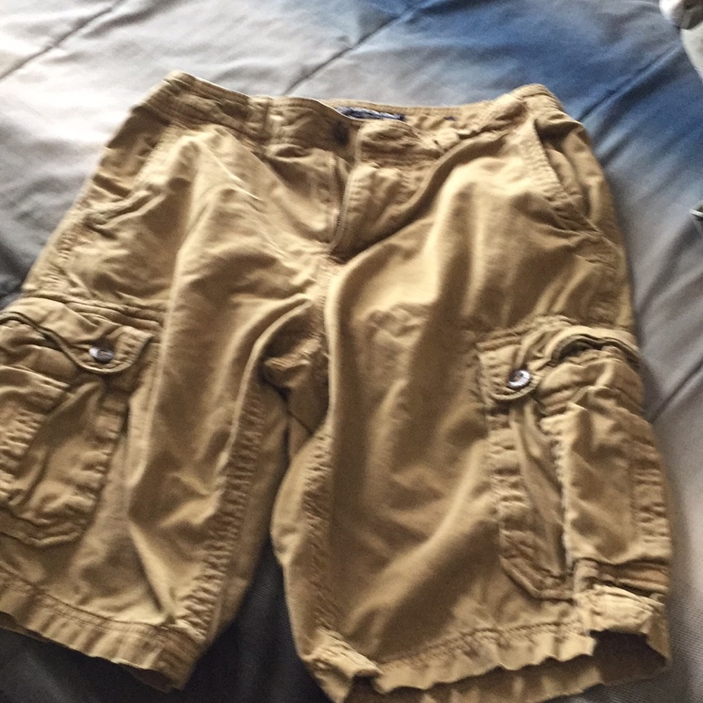 Men’s American eagle shorts